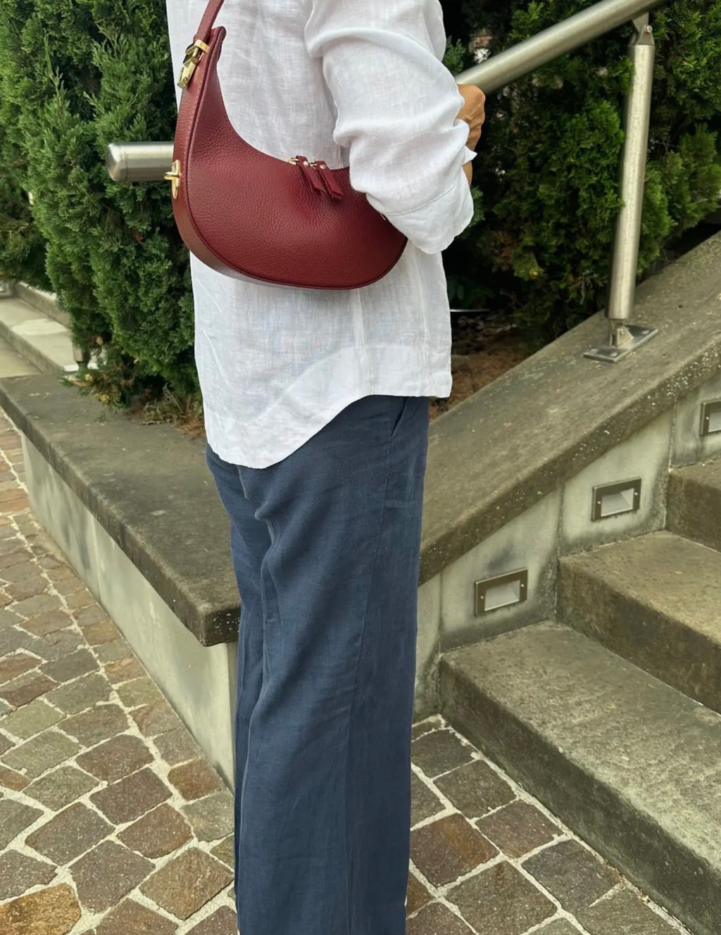 Elly – Mini Hobo Bag aus Echtleder