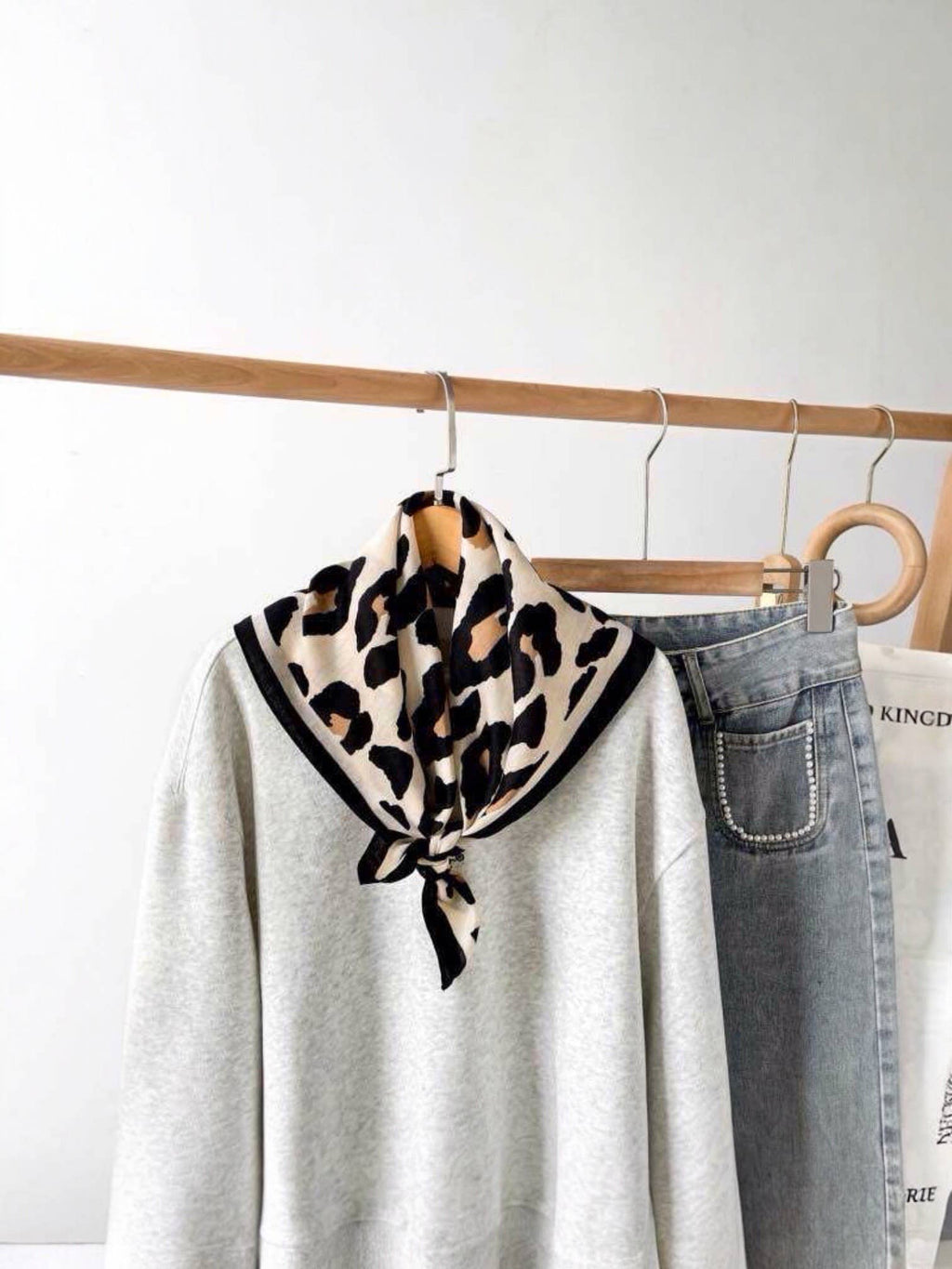 Leoprint Quadrat-Tuch Marie Jo