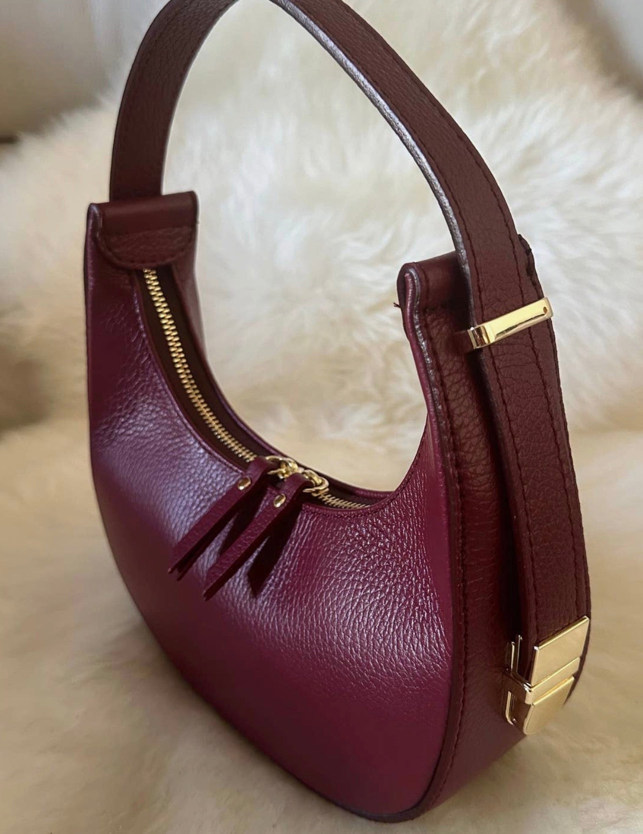 Elly – Mini Hobo Bag aus Echtleder