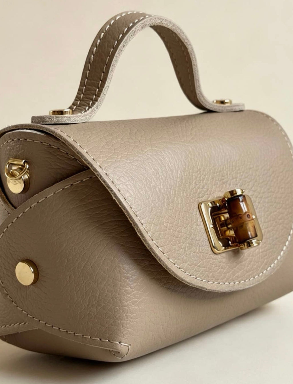 Fiamma – Mini-Bag aus gehämmertem Leder