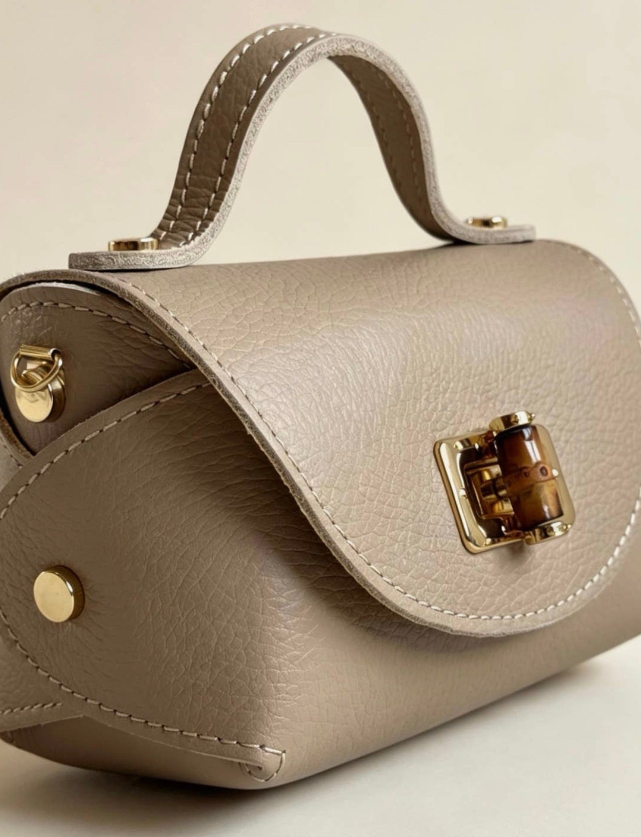 Fiamma – Mini-Bag aus gehämmertem Leder