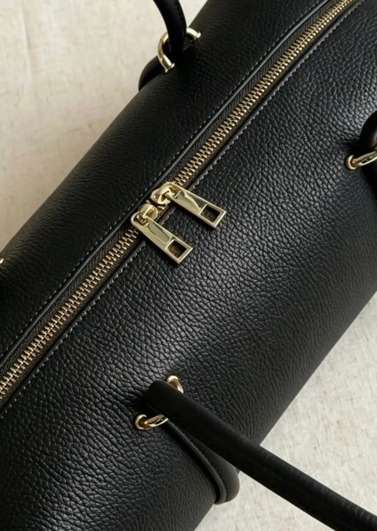 Giulia – Schultertasche aus Echtleder