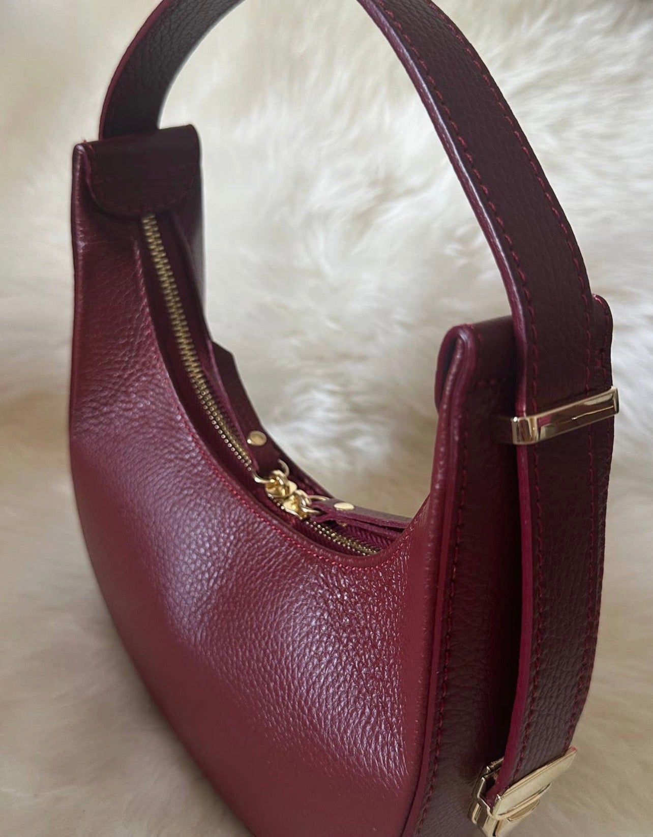 Elly – Mini Hobo Bag aus Echtleder