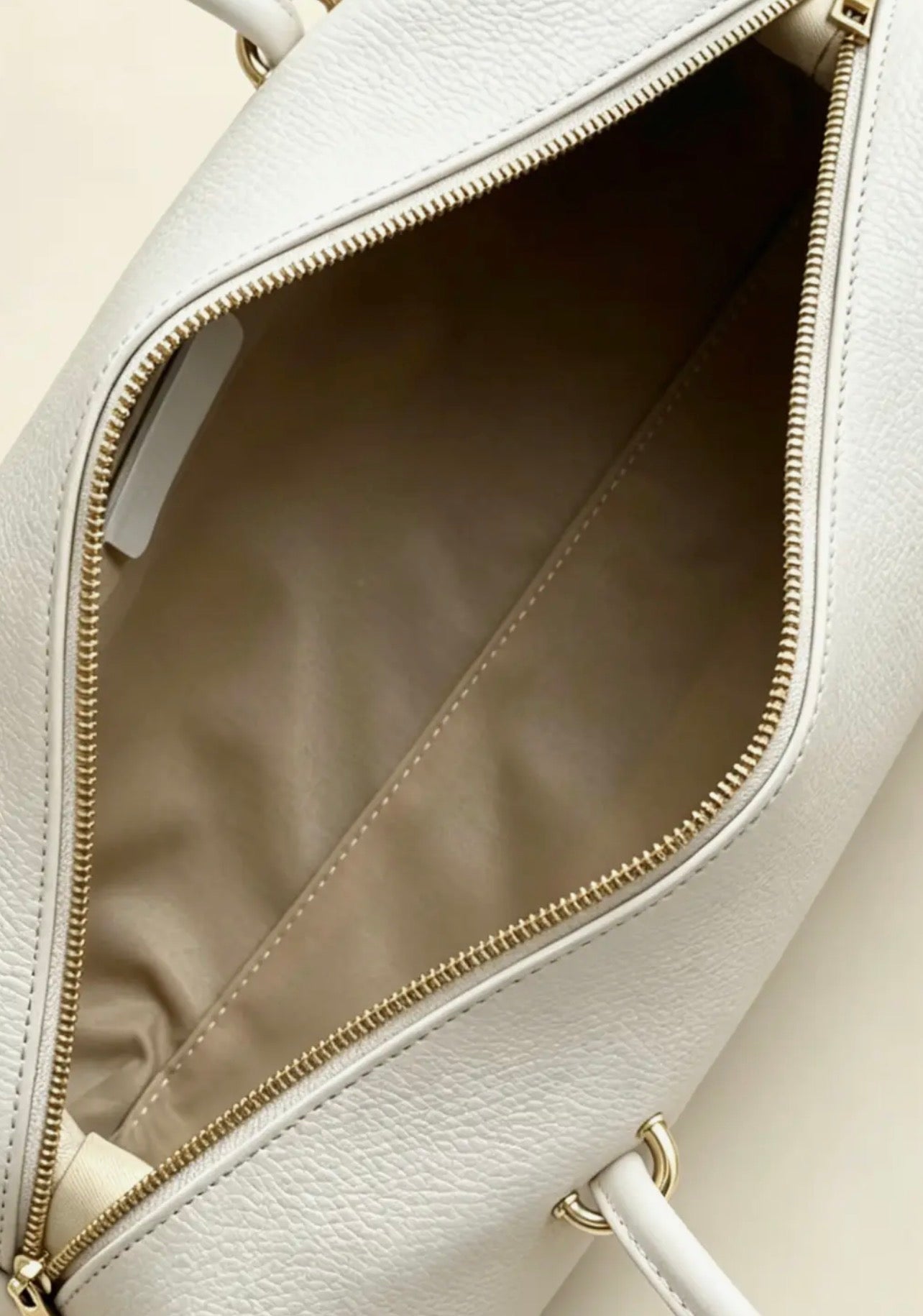 Giulia – Schultertasche aus Echtleder